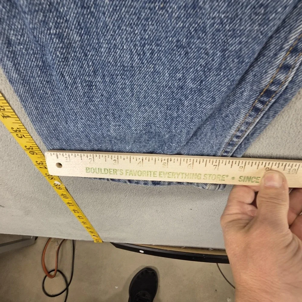 Vintage Levis 540 Jeans Mens Relaxed Zip Fly Made In USA 90s Fits 32x30